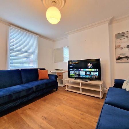 Cosy Home In Kensington - Great Location! 3 Minutes Walk To Earl'S Court Station Londres Exterior foto