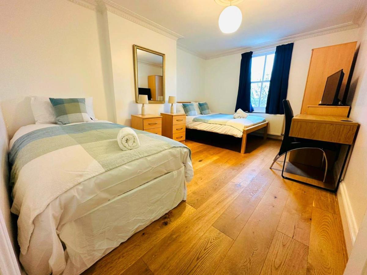 Cosy Home In Kensington - Great Location! 3 Minutes Walk To Earl'S Court Station Londres Exterior foto
